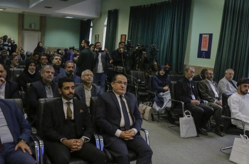 حضور دیپلمات‌ها و نمایندگان سازمان‌های بین‌المللی در دانشگاه هنر ایران